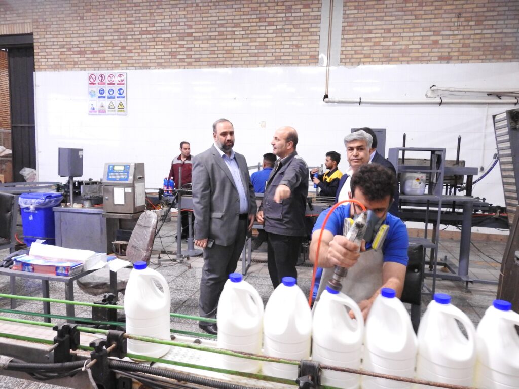 بازدید مدیران روابط عمومی و فناوری اطلاعات هلدینگ توسعه صنایع بهشهر از کارخانه ساینا 3 IMG 8311 1