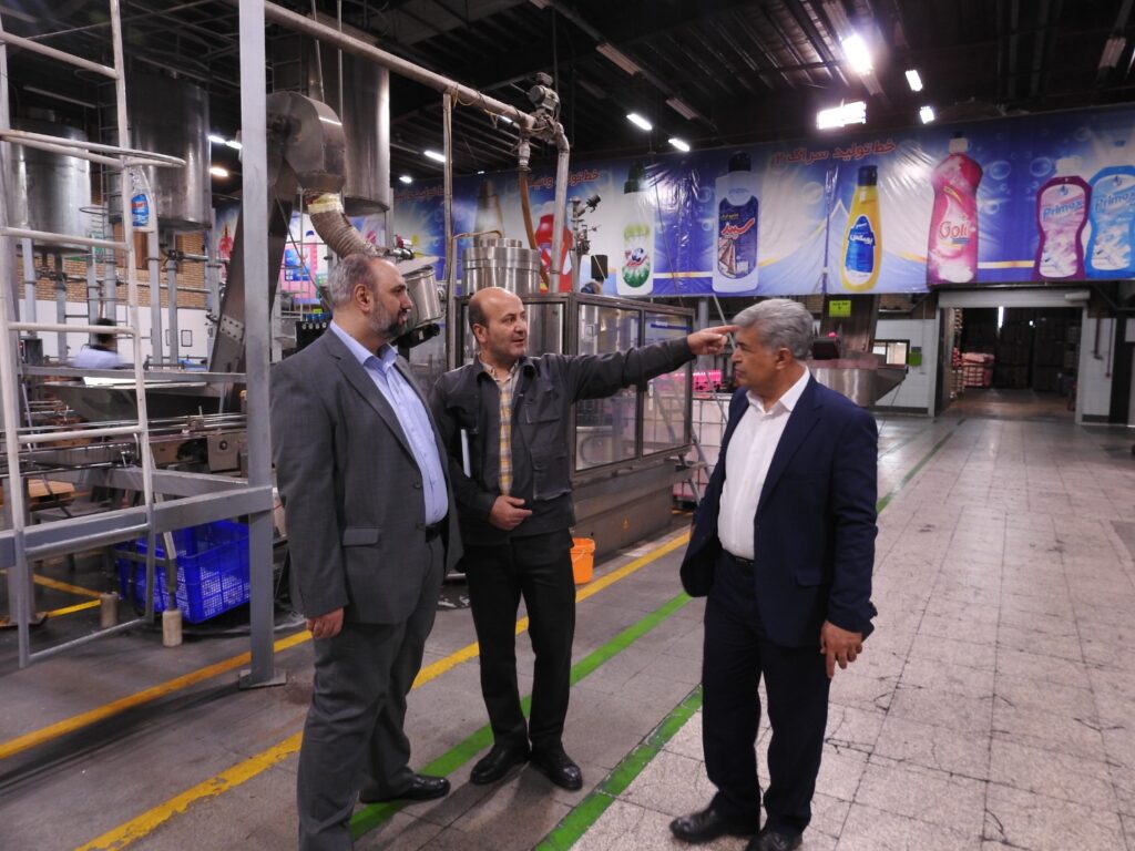بازدید مدیران روابط عمومی و فناوری اطلاعات هلدینگ توسعه صنایع بهشهر از کارخانه ساینا 4 IMG 8313 1